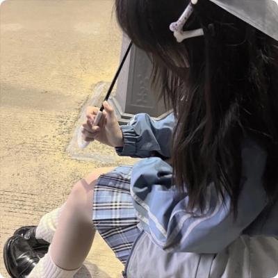 以泥为妆